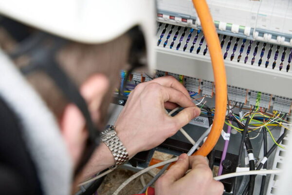 agilewindpower a6 brutten web sk 8173 agilewindpower a6drehtest sarakellerphotography 970 600x400 agilewindpower a6 brutten web sk 8173 agilewindpower a6drehtest sarakellerphotography 970 600x400